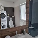 Ironhill Apartmanhaz Apartment *