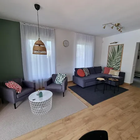 Ironhill Apartmanhaz Daire *