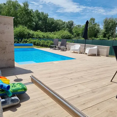 Ironhill Apartmanhaz Daire *