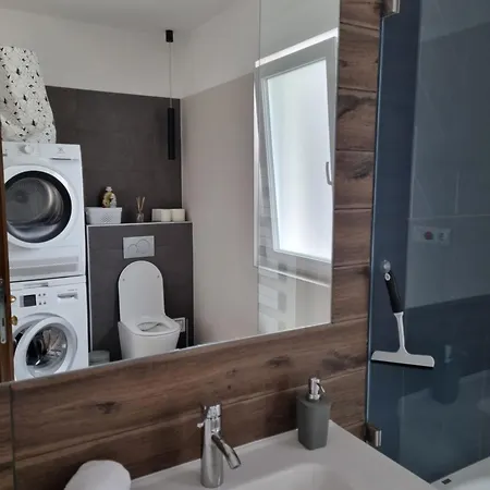 Ironhill Apartmanhaz Apartament *