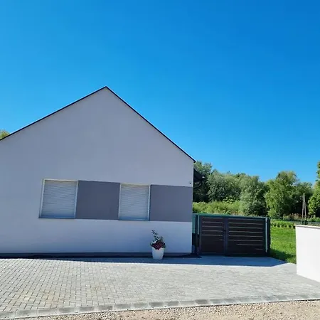 Ironhill Apartmanhaz Apartament Vonyarcvashegy