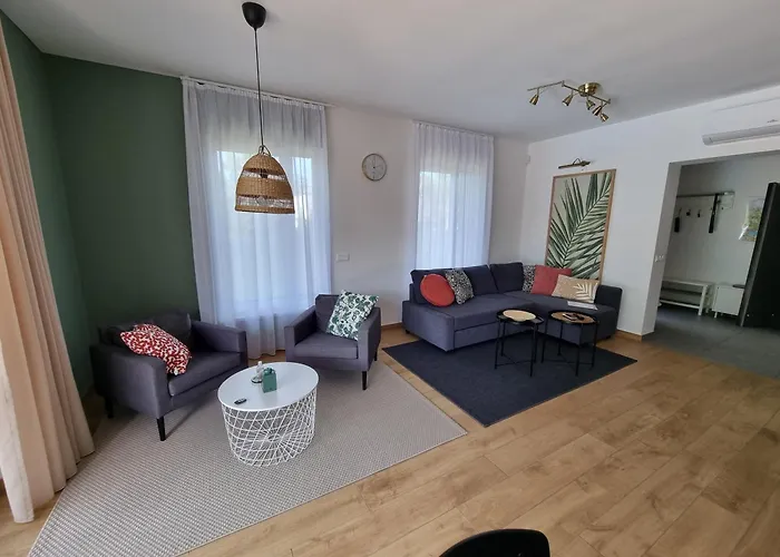 Ironhill Apartmanhaz Daire *