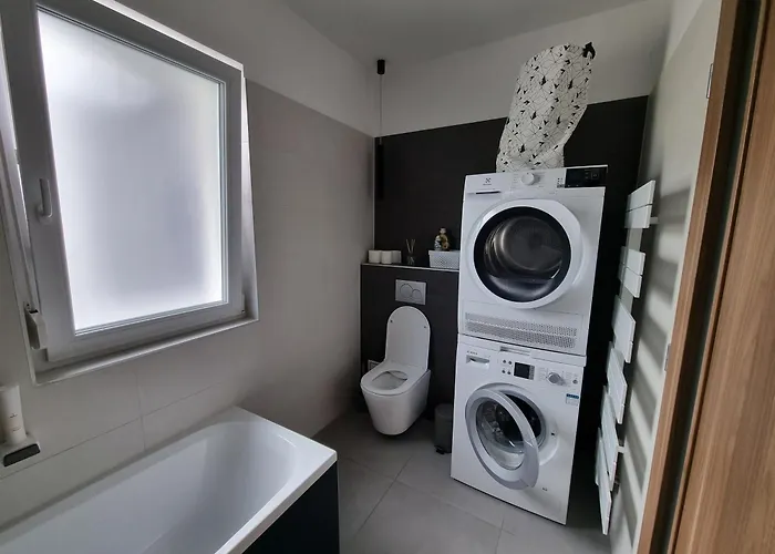 Ironhill Apartmanhaz *