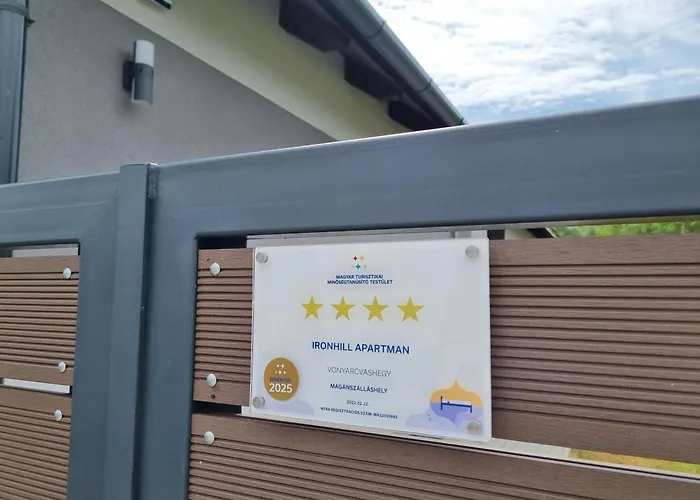 Ironhill Apartmanhaz Daire Vonyarcvashegy