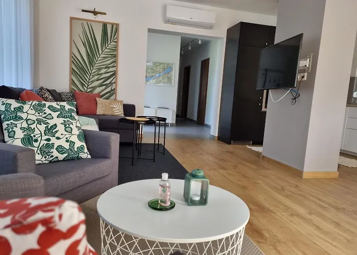 Ironhill Apartmanhaz *