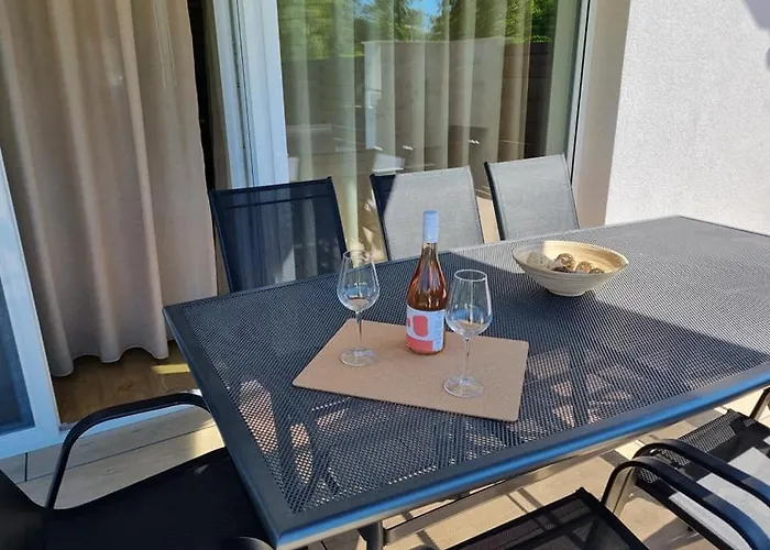 Daire Ironhill Apartmanhaz *